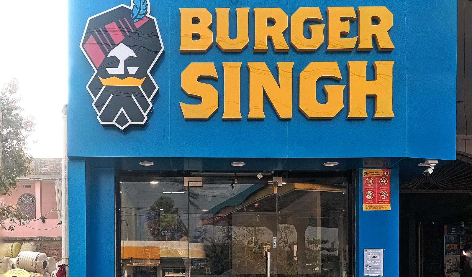 You are currently viewing Burger Singh strengthens retail footprint in Bihar with new Darbhanga store